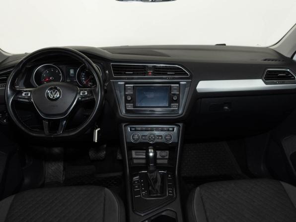 Volkswagen Tiguan II с пробегом 2017 года, цена 2 325 000 рублей, 92000 км, внедорожник, Автокод Объявления