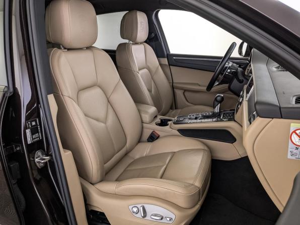 Porsche Macan I Рестайлинг с пробегом 2020 года, цена 5 300 000 рублей, 62411 км, внедорожник, Автокод Объявления