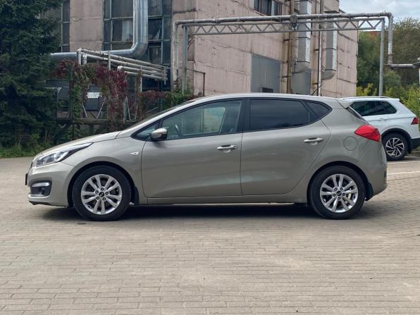Kia Ceed II Рестайлинг с пробегом 2016 года, цена 1 299 000 рублей, 137000 км, хэтчбек, Автокод Объявления
