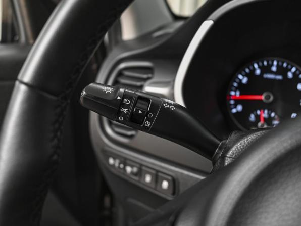 Kia Rio IV Рестайлинг с пробегом 2021 года, цена 1 599 843 рубля, 142336 км, седан, Автокод Объявления