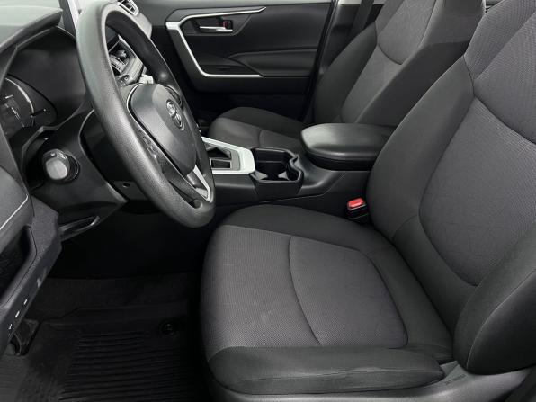 Toyota RAV4 V (XA50) с пробегом 2022 года, цена 3 250 000 рублей, 80291 км, внедорожник, Автокод Объявления