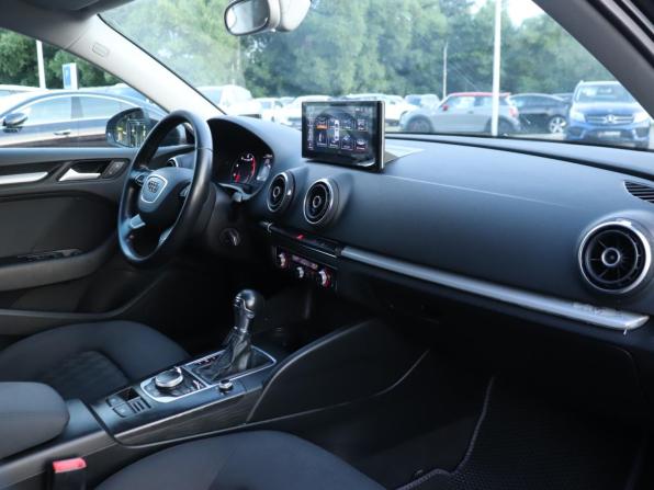 Audi A3 III (8V) с пробегом 2015 года, цена 1 144 000 рублей, 167539 км, хэтчбек, Автокод Объявления