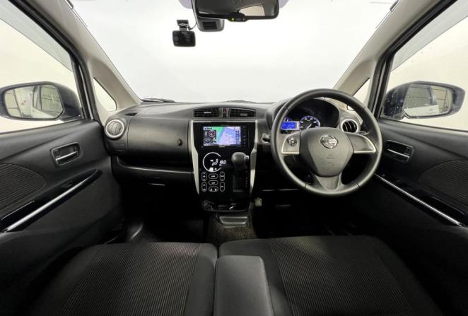 Nissan Dayz I Рестайлинг с пробегом 2018 года, цена 940 000 рублей, 65400 км, хэтчбек, Автокод Объявления