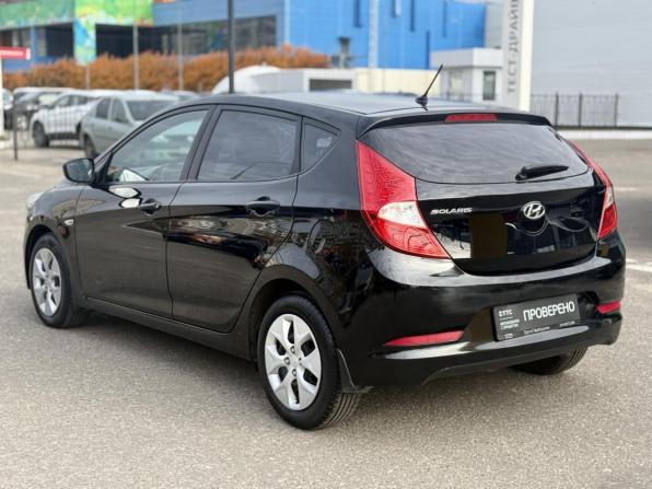 Hyundai Solaris I Рестайлинг с пробегом 2016 года, цена 870 000 рублей, 124922 км, хэтчбек, Автокод Объявления