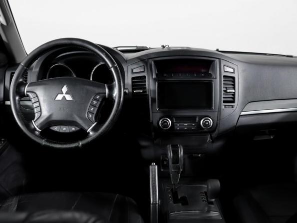 Mitsubishi Pajero IV Рестайлинг 1 с пробегом 2011 года, цена 1 520 000 рублей, 314734 км, внедорожник, Автокод Объявления