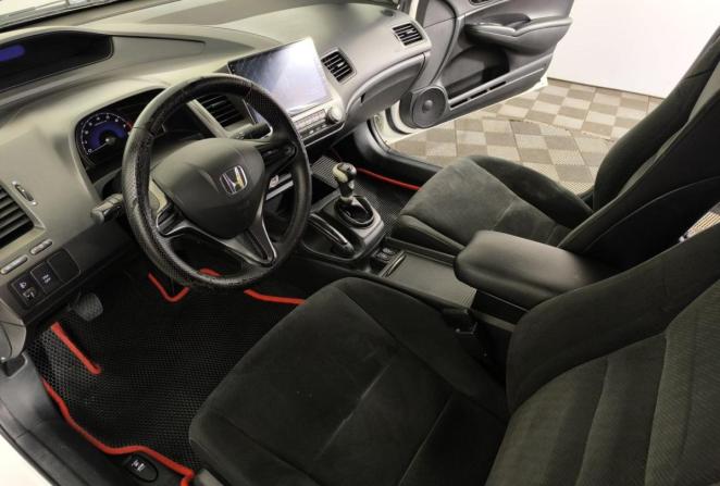 Honda Civic VIII Рестайлинг с пробегом 2011 года, цена 683 000 рублей, 181672 км, седан, Автокод Объявления