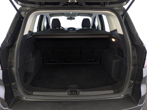 Ford Kuga II Рестайлинг с пробегом 2017 года, цена 1 750 000 рублей, 126876 км, внедорожник, Автокод Объявления