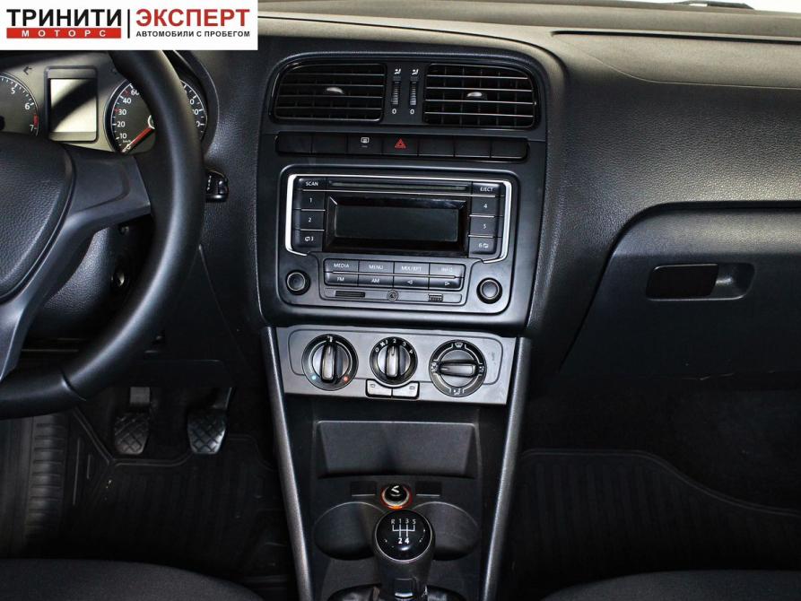 Volkswagen Polo V Рестайлинг Белгород  - изображение 14