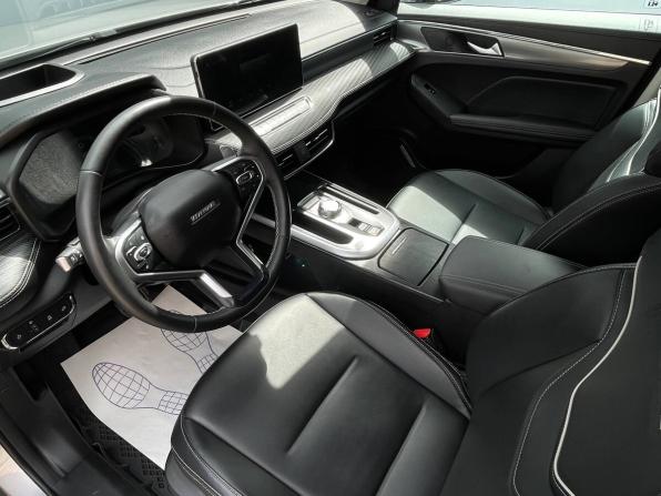 Haval Jolion I Рестайлинг с пробегом 2023 года, цена 2 050 000 рублей, 39733 км, внедорожник, Автокод Объявления