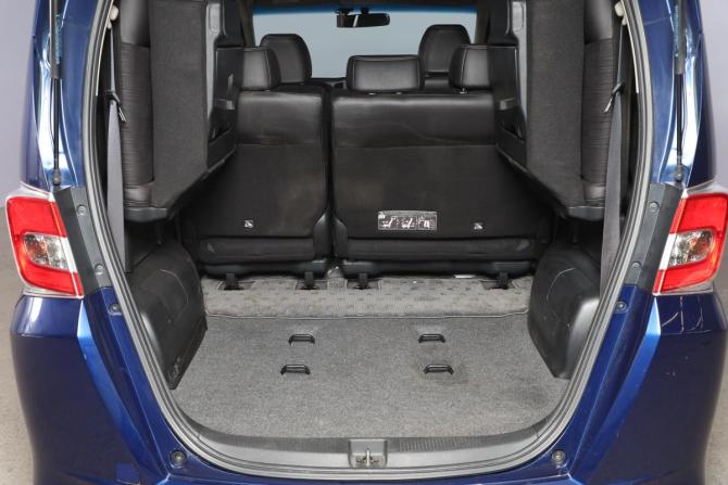 Honda Freed I Рестайлинг 2 с пробегом 2015 года, цена 1 349 000 рублей, 76000 км, компактвэн, Автокод Объявления