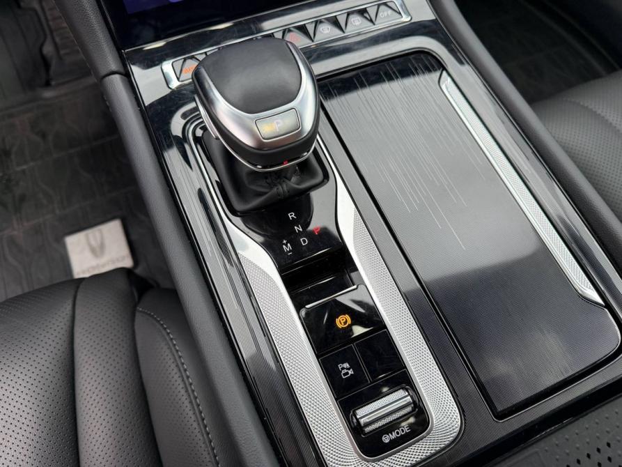 Hongqi H5 II Санкт-Петербург  - изображение 11