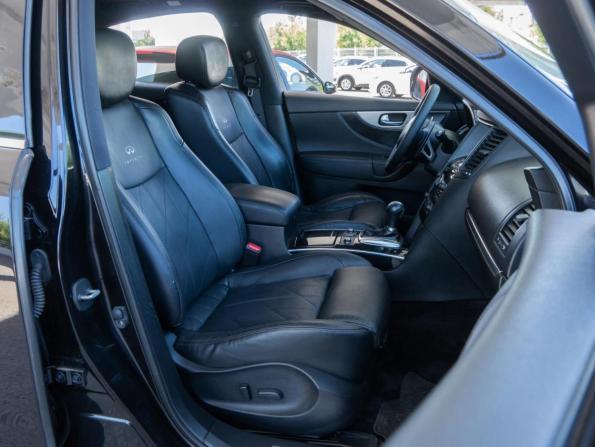 Infiniti FX II (S51) Рестайлинг с пробегом 2013 года, цена 1 699 000 рублей, 157233 км, внедорожник, Автокод Объявления