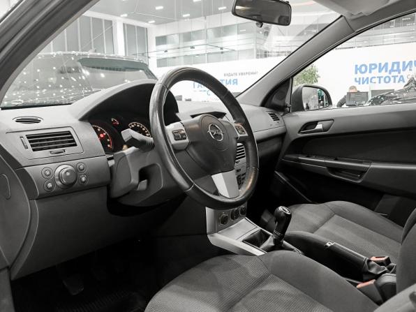 Opel Astra H Рестайлинг с пробегом 2011 года, цена 499 000 рублей, 170230 км, седан, Автокод Объявления