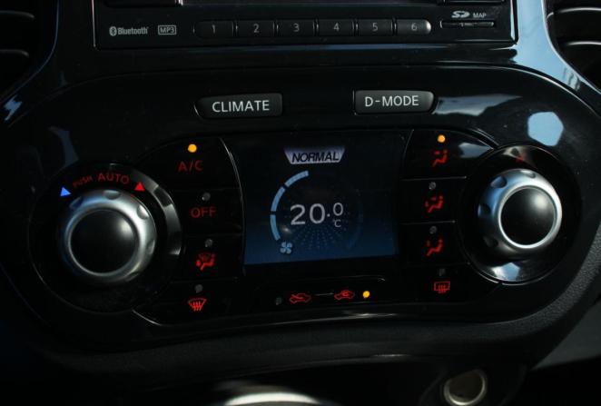 Nissan Juke I с пробегом 2012 года, цена 1 087 000 рублей, 124363 км, внедорожник, Автокод Объявления