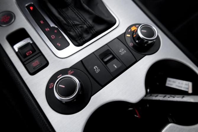 Volkswagen Touareg II с пробегом 2012 года, цена 2 050 000 рублей, 214628 км, внедорожник, Автокод Объявления