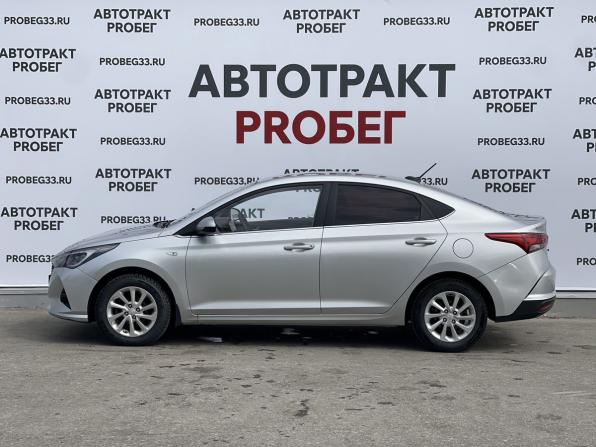 Hyundai Solaris II с пробегом 2020 года, цена 1 398 000 рублей, 60186 км, седан, Автокод Объявления