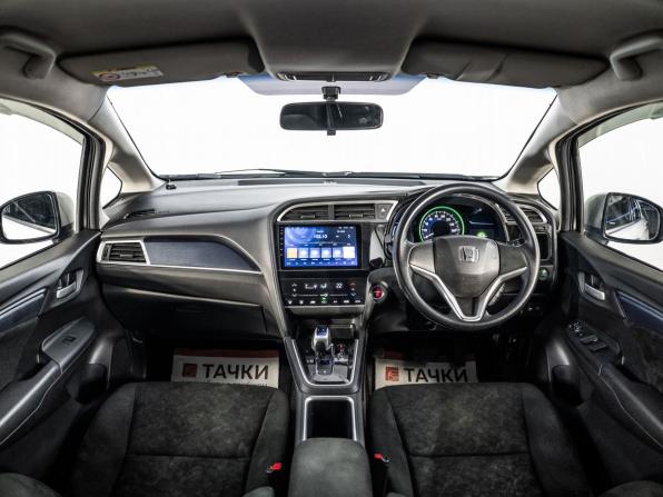 Honda Shuttle II с пробегом 2016 года, цена 1 025 000 рублей, 166000 км, универсал, Автокод Объявления