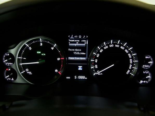 Toyota Land Cruiser 200 Series Рестайлинг 2 с пробегом 2018 года, цена 7 990 000 рублей, 51985 км, внедорожник, Автокод Объявления