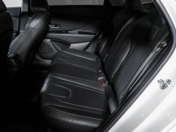Hyundai Elantra VII (CN7) с пробегом 2022 года, цена 2 160 000 рублей, 57010 км, седан, Автокод Объявления