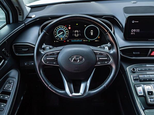 Hyundai Santa Fe IV Рестайлинг с пробегом 2022 года, цена 3 800 000 рублей, 40321 км, внедорожник, Автокод Объявления