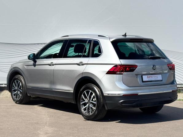 Volkswagen Tiguan II Рестайлинг с пробегом 2021 года, цена 2 540 000 рублей, 116641 км, внедорожник, Автокод Объявления