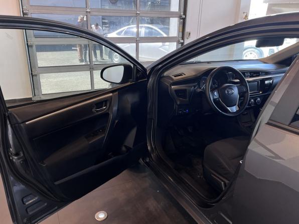 Toyota Corolla XI (E160 E170 E180) с пробегом 2013 года, цена 846 300 рублей, 237480 км, седан, Автокод Объявления