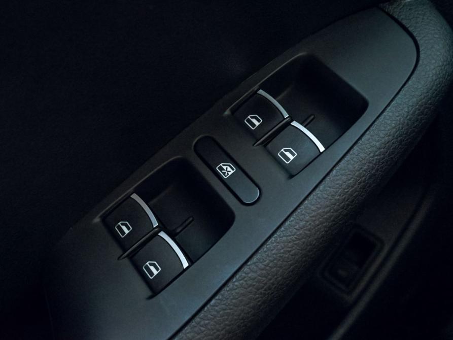 Volkswagen Jetta VI Екатеринбург  - изображение 12