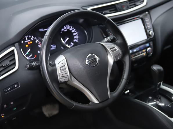 Nissan Qashqai II с пробегом 2018 года, цена 1 990 000 рублей, 178394 км, внедорожник, Автокод Объявления
