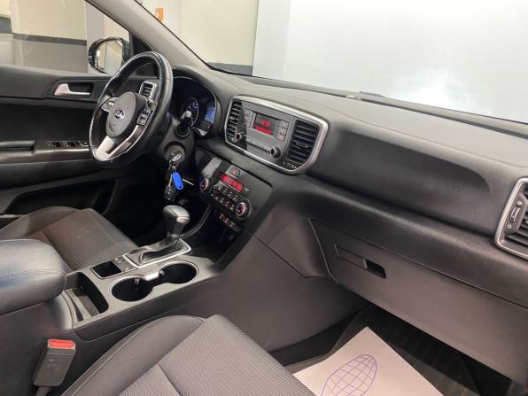 Kia Sportage IV Рестайлинг с пробегом 2018 года, цена 1 828 000 рублей, 161000 км, внедорожник, Автокод Объявления