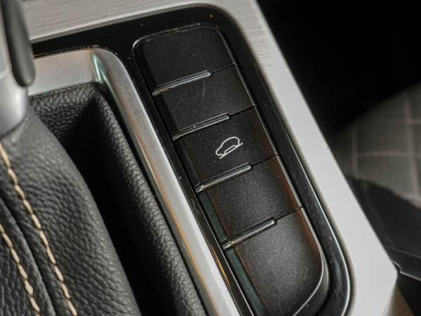 Geely Atlas I с пробегом 2018 года, цена 1 529 000 рублей, 129729 км, внедорожник, Автокод Объявления