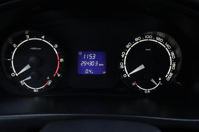 Lada (ВАЗ) Priora I Рестайлинг с пробегом 2013 года, цена 277 000 рублей, 254303 км, хэтчбек, Автокод Объявления