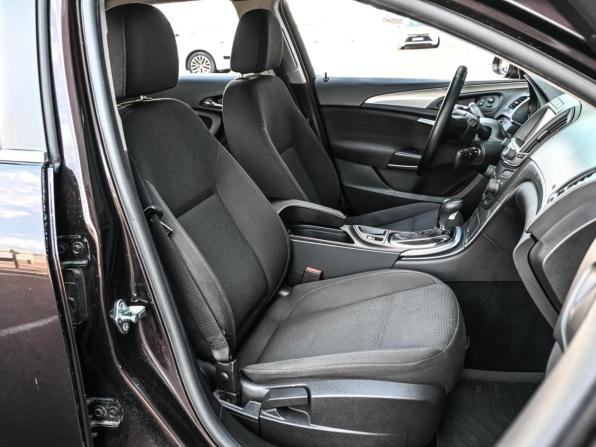 Opel Insignia I Рестайлинг с пробегом 2014 года, цена 894 000 рублей, 247949 км, универсал, Автокод Объявления