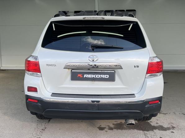 Toyota Highlander II (XU40) Рестайлинг с пробегом 2013 года, цена 2 150 000 рублей, 168005 км, внедорожник, Автокод Объявления