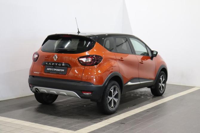 Renault Kaptur I с пробегом 2017 года, цена 1 360 000 рублей, 71381 км, внедорожник, Автокод Объявления