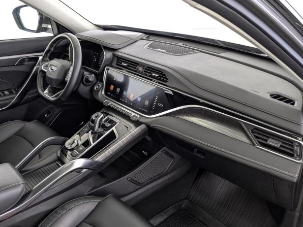 Geely Atlas Pro с пробегом 2024 года, цена 2 350 000 рублей, 45956 км, внедорожник, Автокод Объявления