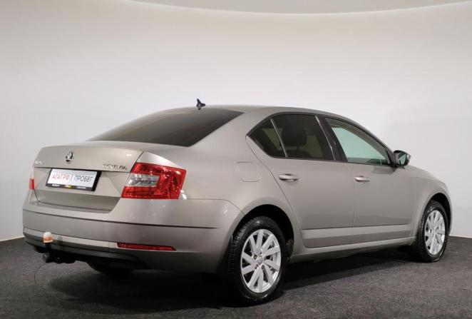 Skoda Octavia III (A7) Рестайлинг с пробегом 2018 года, цена 1 470 000 рублей, 208819 км, лифтбек, Автокод Объявления