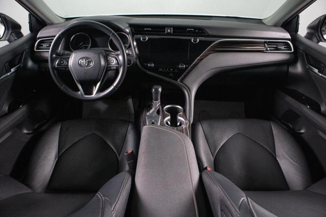 Toyota Camry VIII (XV70) Рестайлинг с пробегом 2021 года, цена 3 049 000 рублей, 80714 км, седан, Автокод Объявления