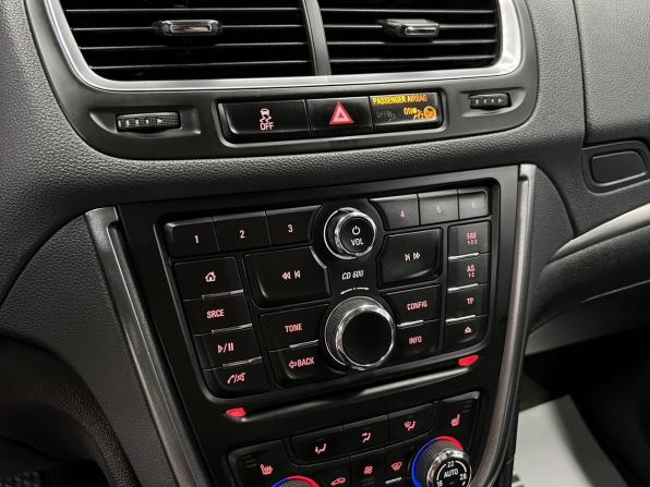 Opel Mokka I с пробегом 2014 года, цена 1 075 000 рублей, 165269 км, внедорожник, Автокод Объявления