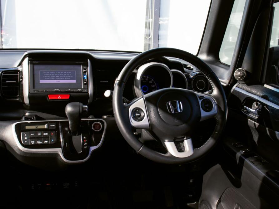 Honda N-BOX II Екатеринбург  - изображение 18