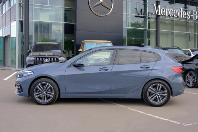 BMW 1 серии III (F40) с пробегом 2021 года, цена 3 045 000 рублей, 28382 км, хэтчбек, Автокод Объявления