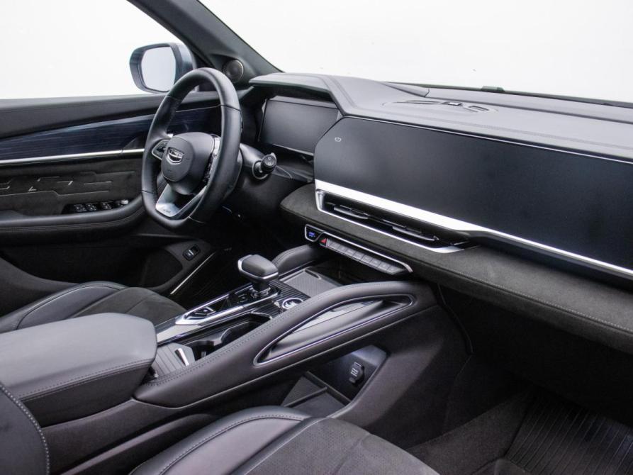 Geely Monjaro I Москва  - изображение 11