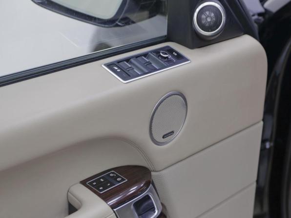 Land Rover Range Rover IV с пробегом 2014 года, цена 3 099 000 рублей, 221000 км, внедорожник, Автокод Объявления
