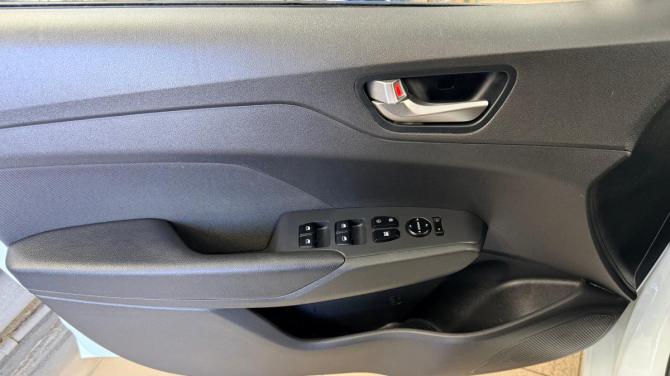 Hyundai Solaris II с пробегом 2020 года, цена 1 522 000 рублей, 95124 км, седан, Автокод Объявления