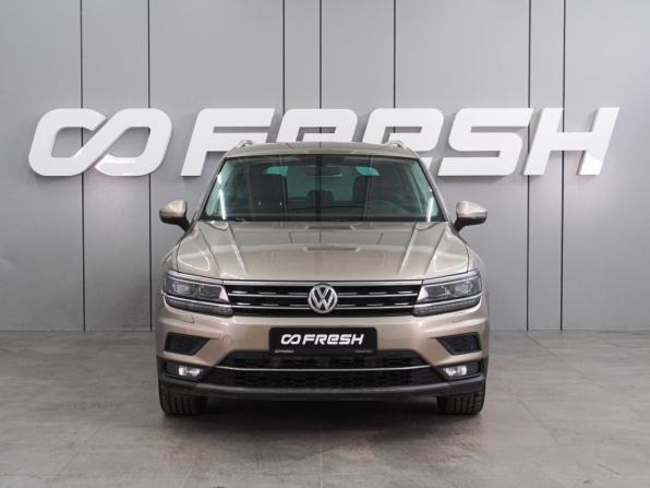 Volkswagen Tiguan II с пробегом 2017 года, цена 1 664 000 рублей, 311130 км, внедорожник, Автокод Объявления