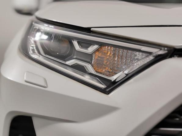 Toyota RAV4 V (XA50) с пробегом 2021 года, цена 3 599 000 рублей, 40472 км, внедорожник, Автокод Объявления