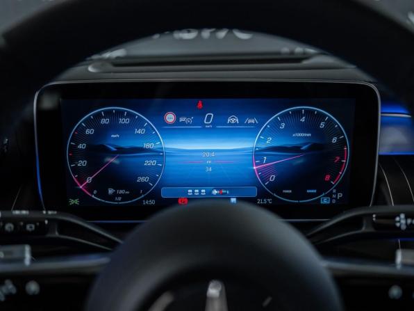 Новый Mercedes-Benz GLC II (X254) 2025 года, цена 9 380 000 рублей, внедорожник, Автокод Объявления