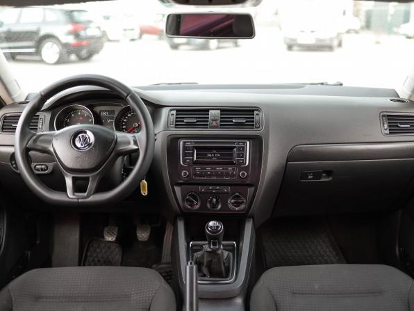 Volkswagen Jetta VI Рестайлинг с пробегом 2015 года, цена 1 079 000 рублей, 187000 км, седан, Автокод Объявления