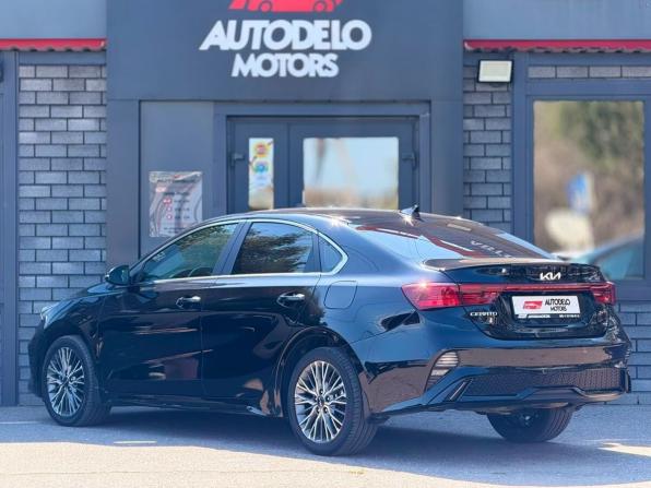 Kia Cerato IV Рестайлинг с пробегом 2022 года, цена 2 190 000 рублей, 75220 км, седан, Автокод Объявления