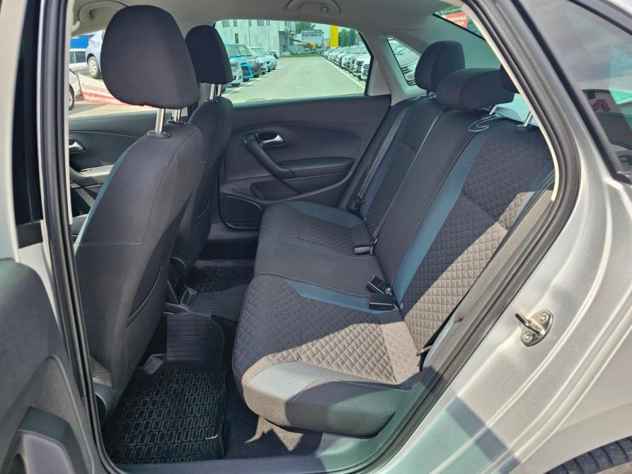 Volkswagen Polo V Рестайлинг Тюмень  - изображение 12
