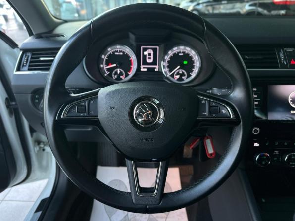 Skoda Octavia III (A7) Рестайлинг с пробегом 2020 года, цена 2 190 000 рублей, 85997 км, лифтбек, Автокод Объявления